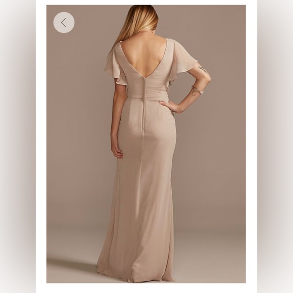 Cascade flutter sleeve David’s Bridal Bridesmaid Dress - Picture 3 of 8